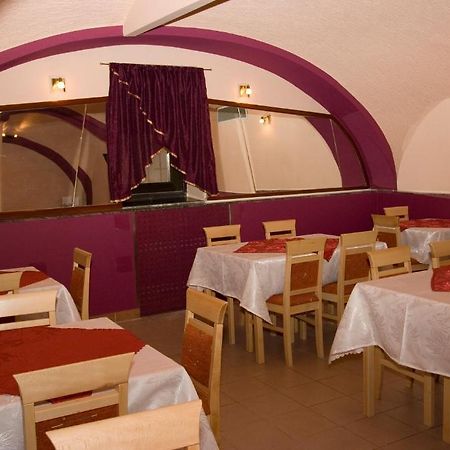 Apartments Klanac Осиек Екстериор снимка